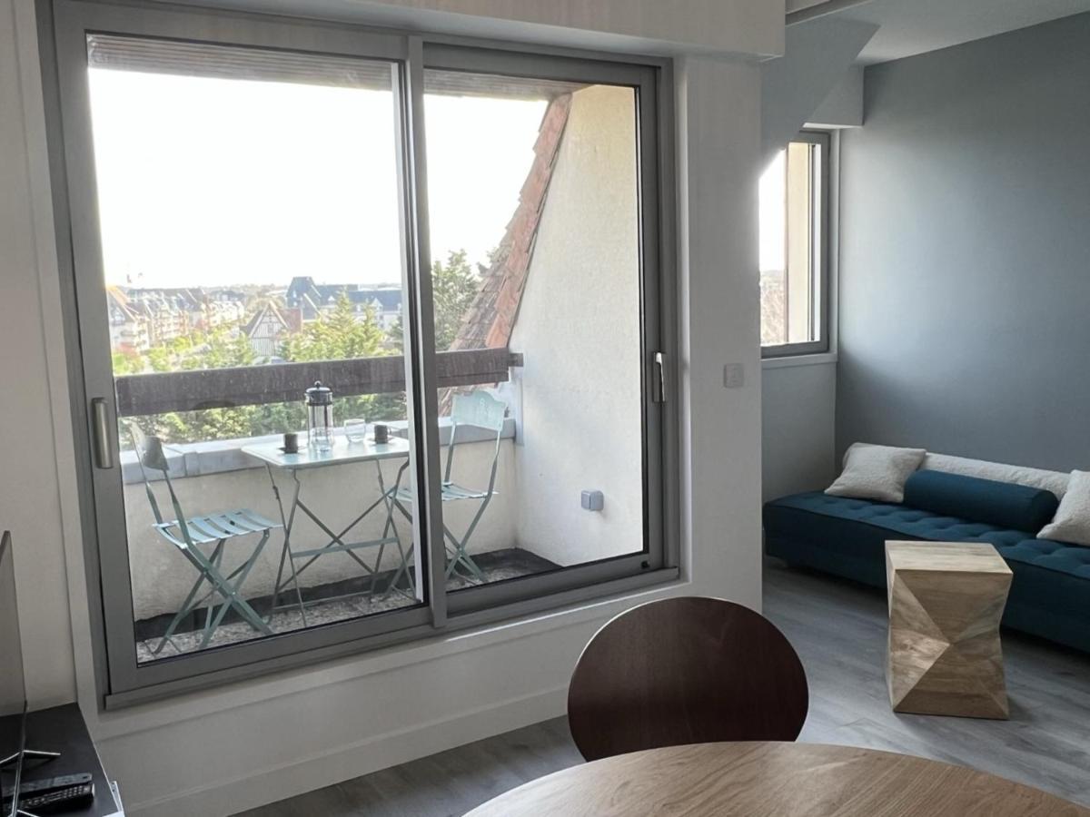 Cabourg : Duplex Renove 2 Pieces, Acces Direct Plage, Fibre, Parking, Cuisine Equipee, 4 Pers. - Fr-1-487-351 Екстериор снимка