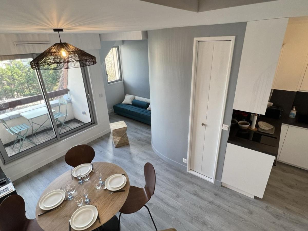 Cabourg : Duplex Renove 2 Pieces, Acces Direct Plage, Fibre, Parking, Cuisine Equipee, 4 Pers. - Fr-1-487-351 Екстериор снимка