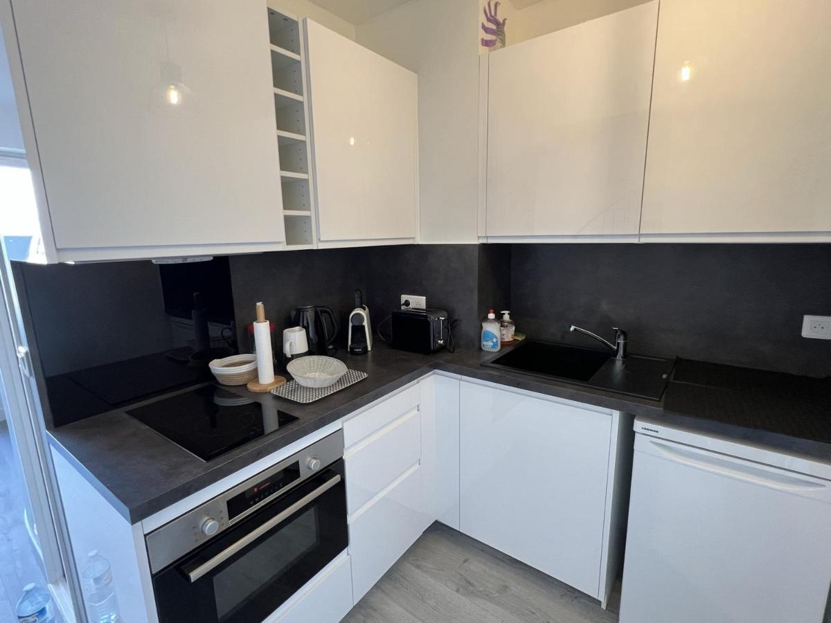 Cabourg : Duplex Renove 2 Pieces, Acces Direct Plage, Fibre, Parking, Cuisine Equipee, 4 Pers. - Fr-1-487-351 Екстериор снимка